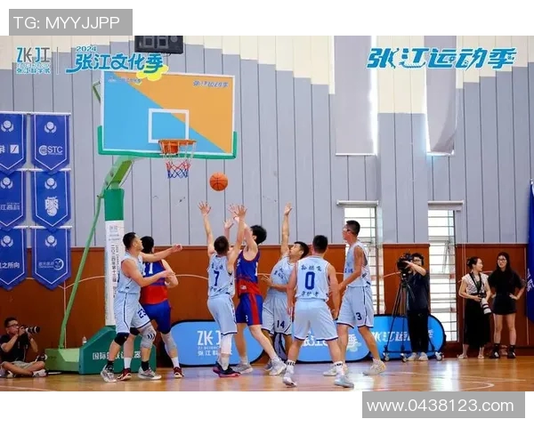 篮球与足球明星跨界交流盛会精彩瞬间回顾