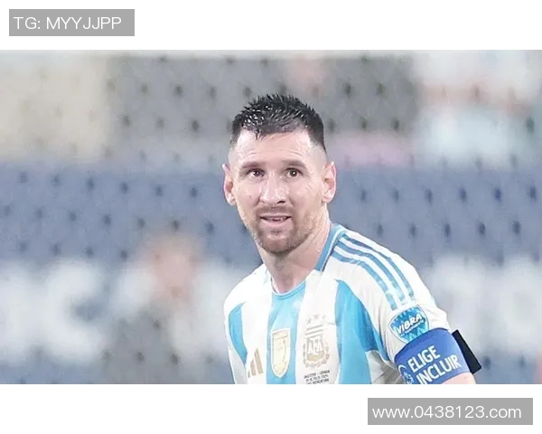 男生眼中的足球明星代言魅力与影响力探讨 男生眼中的足球明星代言魅力与影响力探讨